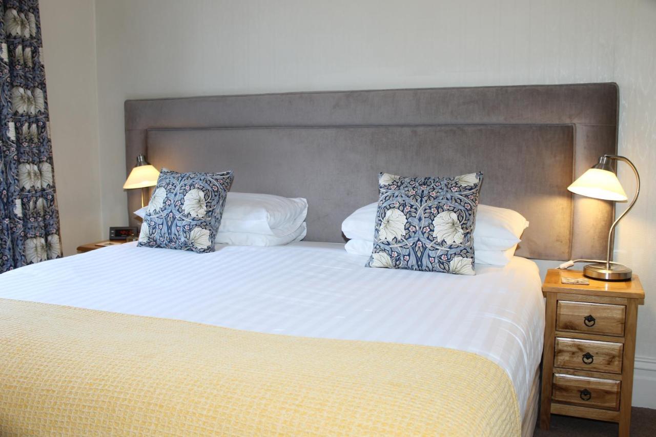 The Old Manse Hotel Buxton  Bagian luar foto